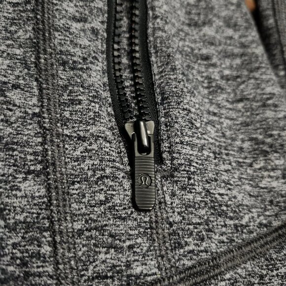 Lululemon Define Jacket Heathered Grey/Black Luon Size 6 Euc - Picture 3 of 9